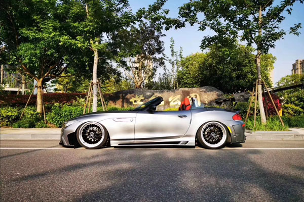 Bmw Z4 AirBFT AirRide (1).jpg